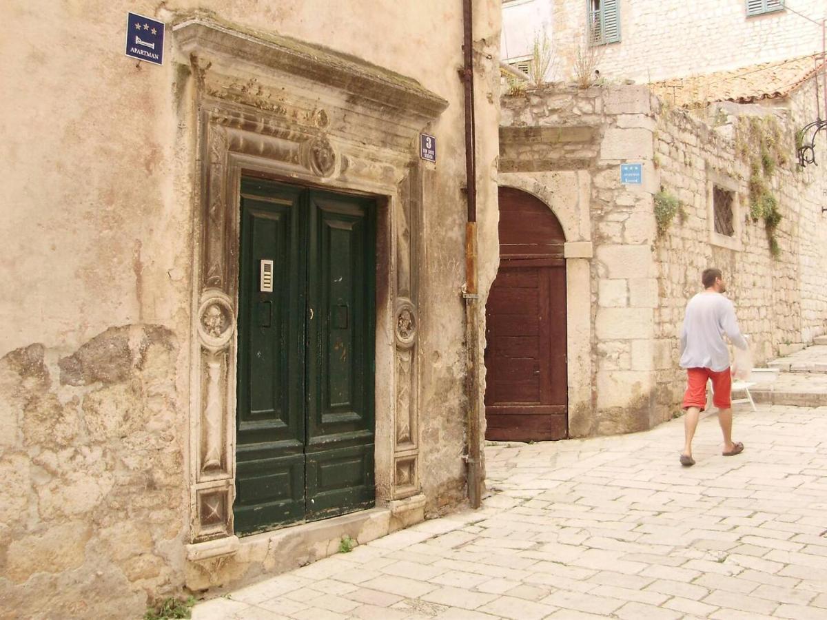 Studio Apartment In The Old City Of Sibenik Exterior photo